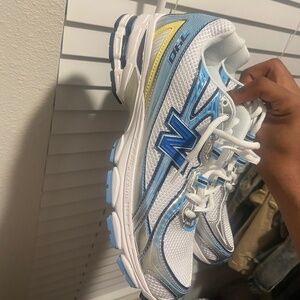 New Balance 740